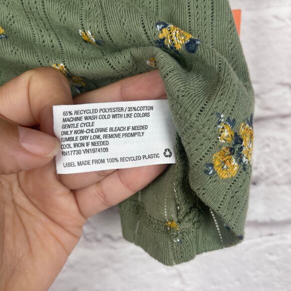 J4525 Colsie Green Floral Cropped Top size XL - Picture 3 of 6